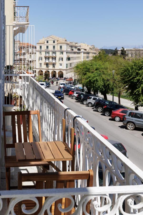 The Consulate Apartament *