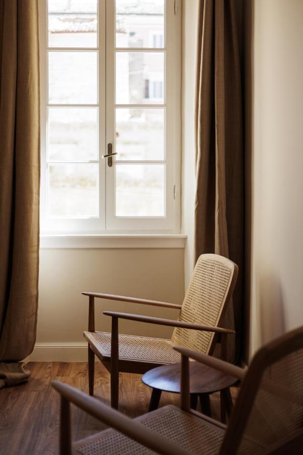 The Consulate Apartment