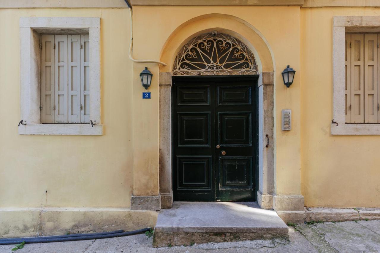 The Consulate Apartment *